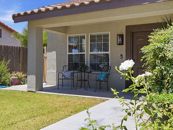 4th image of 602 Lazy River Ln