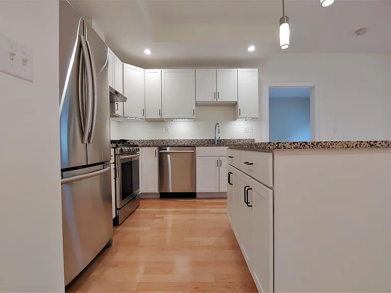 2489 Washington St #2C — Photo 20