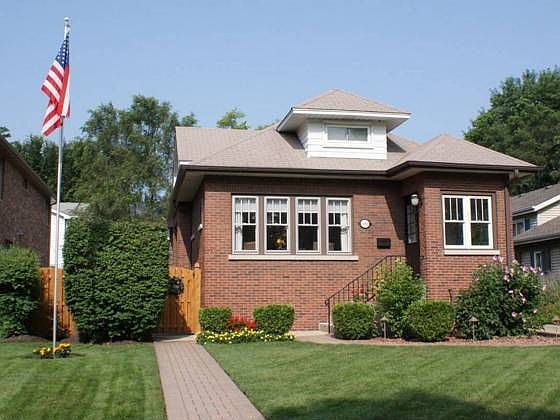 1st image of 344 N Elm Ave