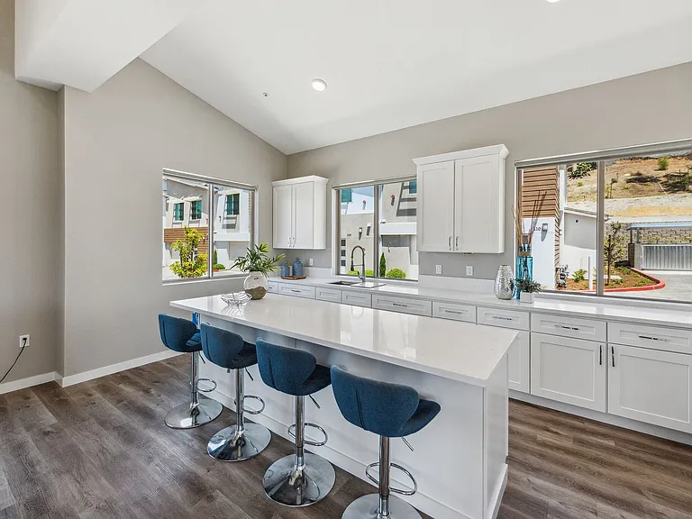 KSB - Santa Fe Townhomes — Photo 24
