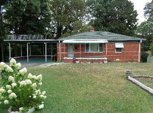 608 W Cama St, Charlotte, NC 28217