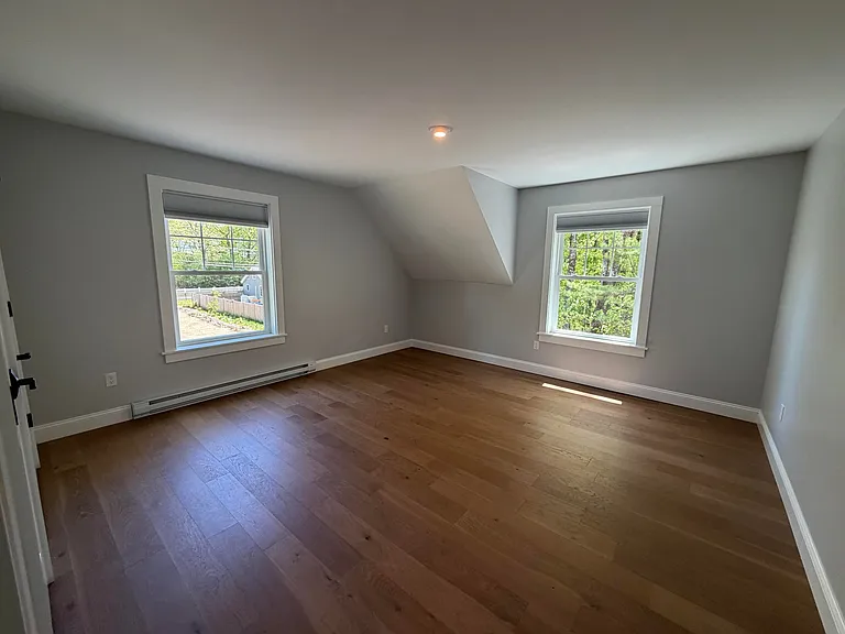 76 Alewive Rd — Photo 8