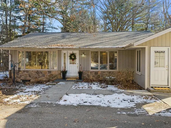 144 Meadowview Drive, Baraboo, WI 53913