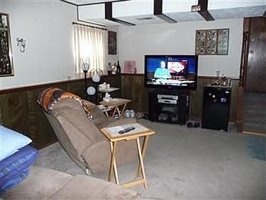 3rd image of 359 Waterbury Dr