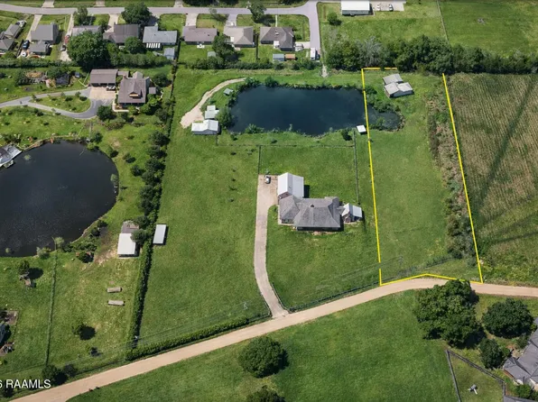 130 Bodenger Rd, Lafayette, LA 70508