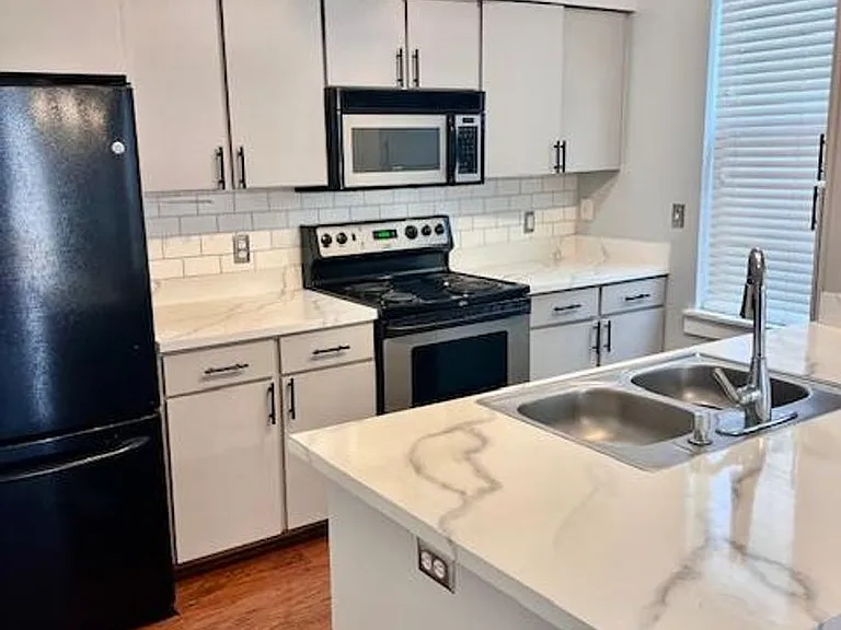 1201 Grove Blvd #1901 — Photo 8