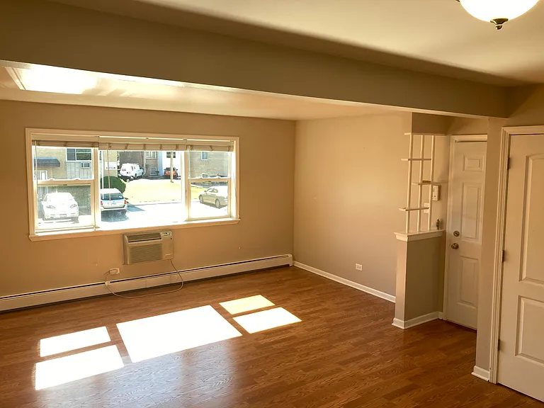 9591 Maple Dr — Photo 1