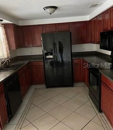 2nd image of 2322 Meadow Ct