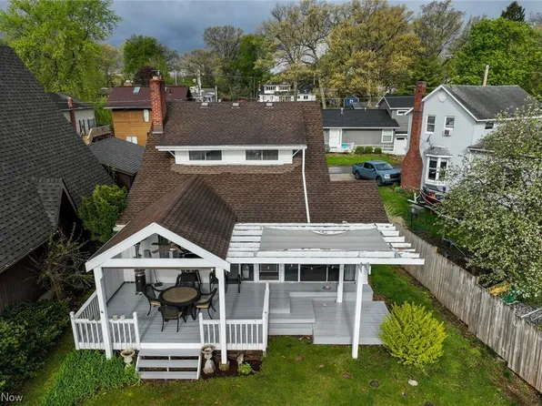 3661 Ace Dr, Akron, OH 44319