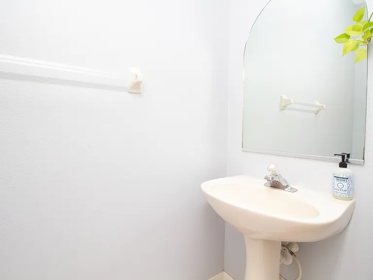 608 Black Lion Dr NE — Photo 10
