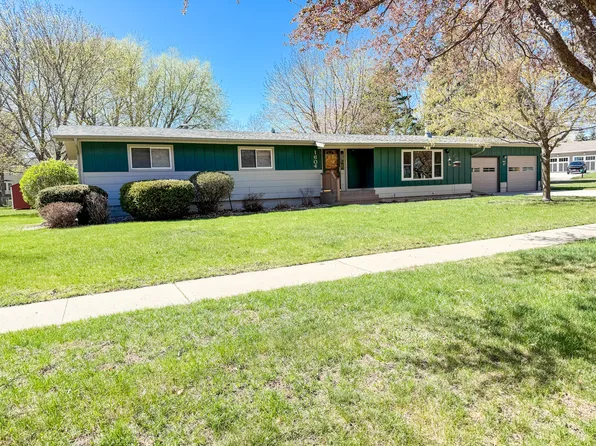 1604 Sioux Trl, Brookings, SD 57006