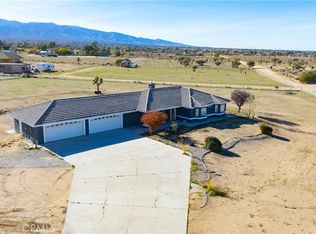 6895 Coyote Rd, Phelan, CA 92371