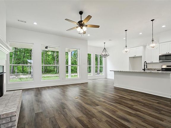 4th image of 1032 Abita River Dr