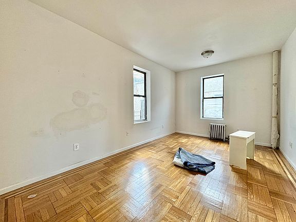 3rd image of 60-15 Woodside Ave #3A