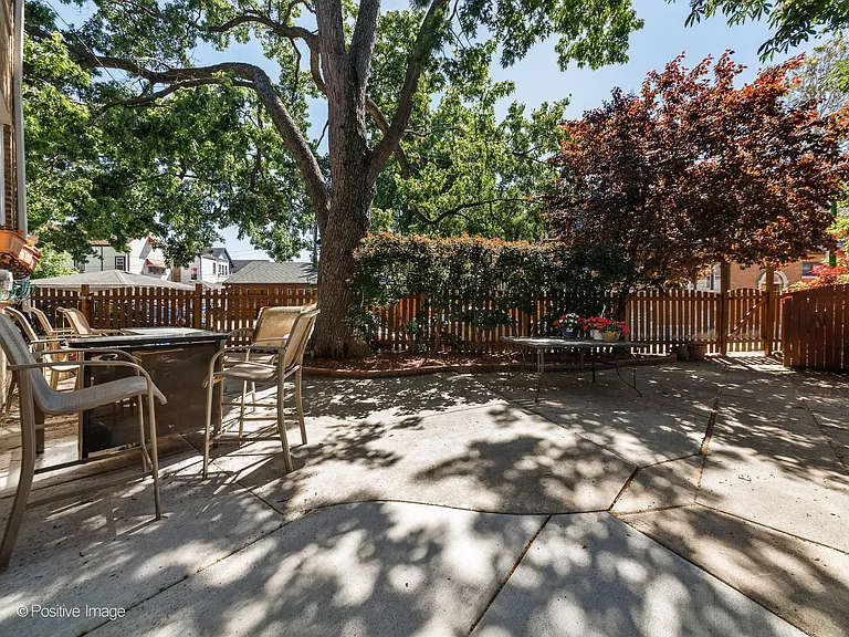 4734 N Karlov Ave #2 — Photo 16