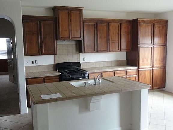 5th image of 5342 E Lorena Ave
