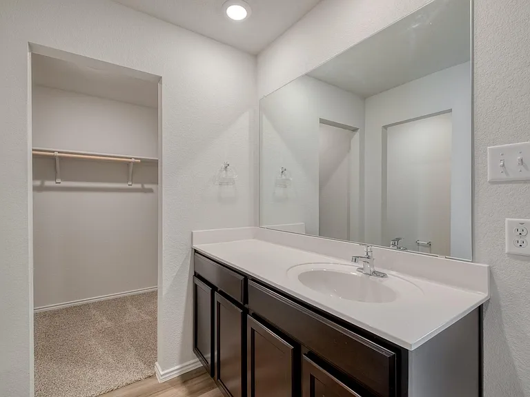 167 McNamara Ct — Photo 10
