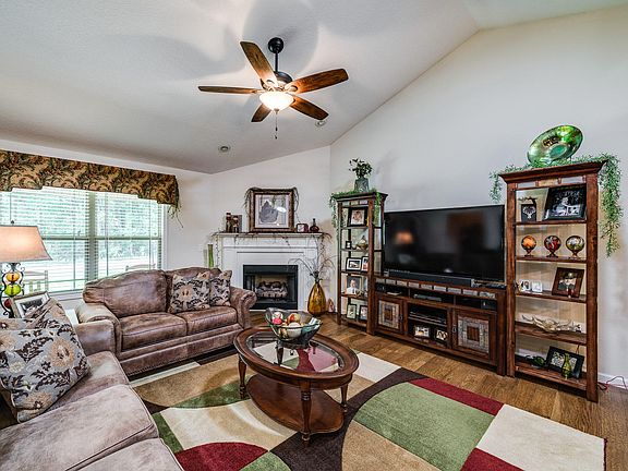 5th image of 4037 Squavto Ln