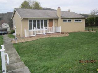 2708 Crawford Ave, Northern Cambria, PA