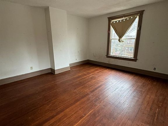 5th image of 1235 Gilsey Ave