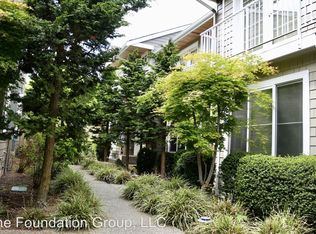12545 Roosevelt Way NE APT 202, Seattle, WA 98125