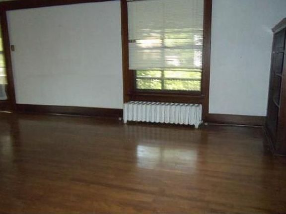 5th image of 411 7th Ave