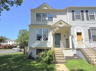 301 Bridle Crest Sq NE, Leesburg, VA 20176