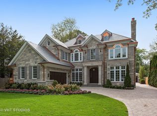 560 Oak St, Winnetka, IL 60093