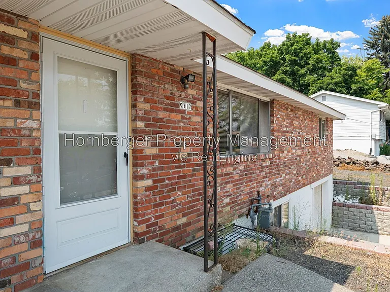 9717 N Stevens St — Photo 24