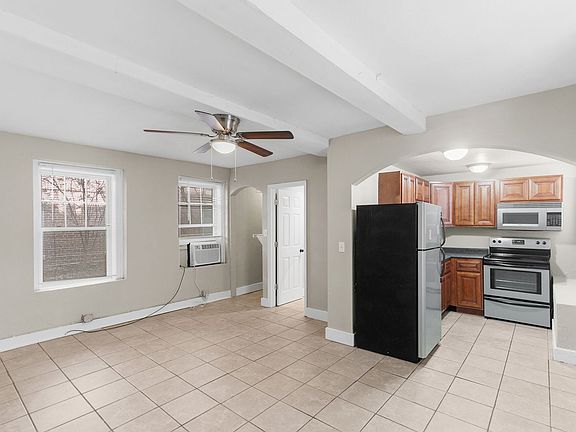 2nd image of 1926 16th Ave S #1578