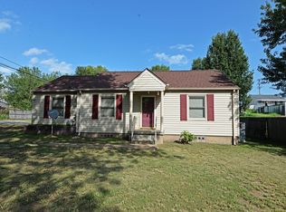 1406 Sewanee Dr, Chattanooga, TN 37412