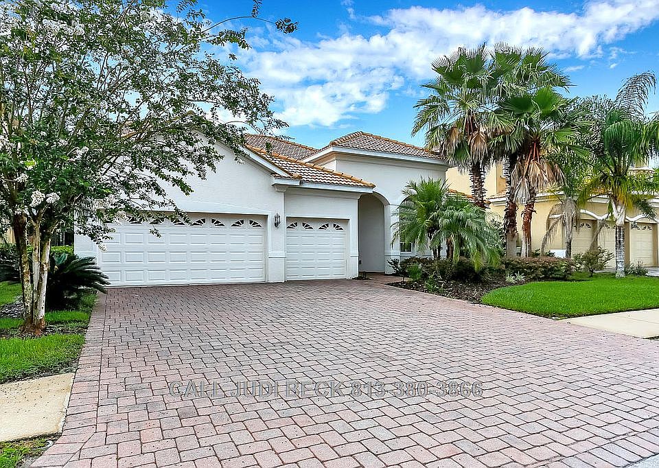 Three car garage