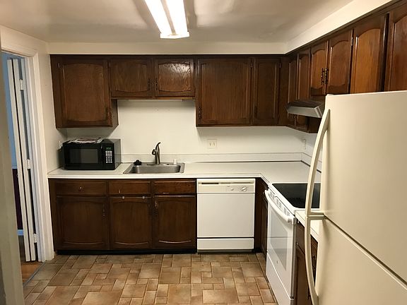 4th image of 1559 Bruton Ct