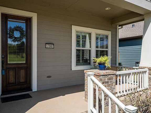 4th image of 17007 Apple River Dr