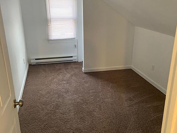 5th image of 304 Ontario St #6