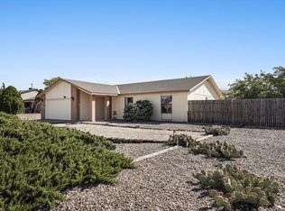 1900 Roanoke Dr NE, Rio Rancho, NM 87144