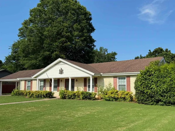 2218 Bower Dr, Florence, AL 35630