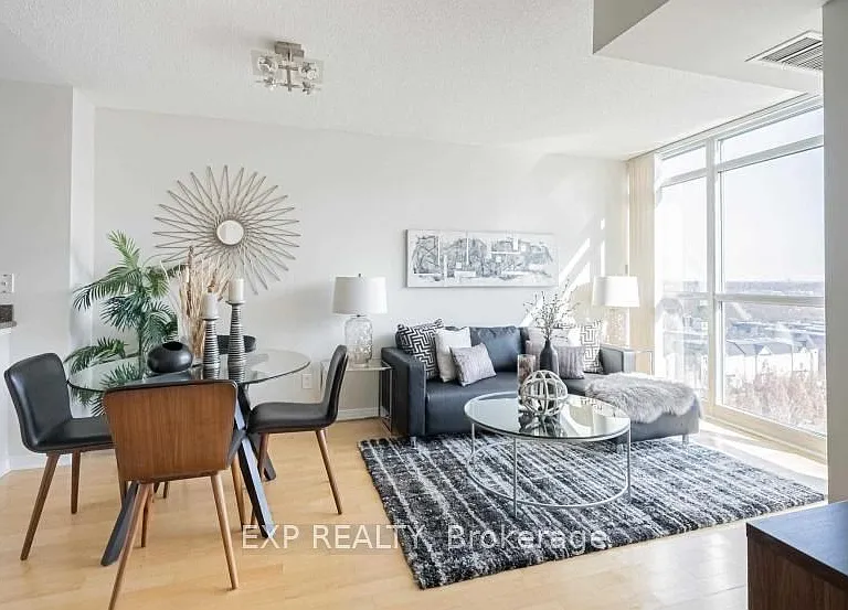 28 Harrison Garden Blvd #1112 — Photo 11