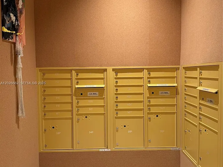 90 NE 32nd St #209 — Photo 31