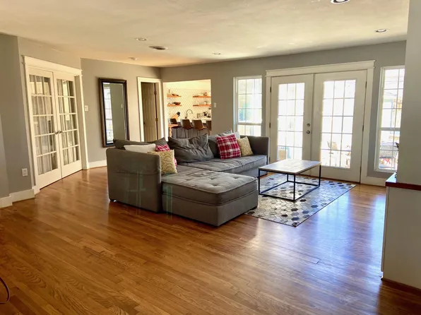 4322 Matilda St, Dallas, TX 75206