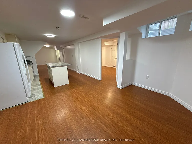 24 Wigston Ct #LOWER — Photo 13