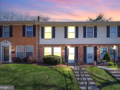 102 N Duke Dr, Sterling, VA, 20164