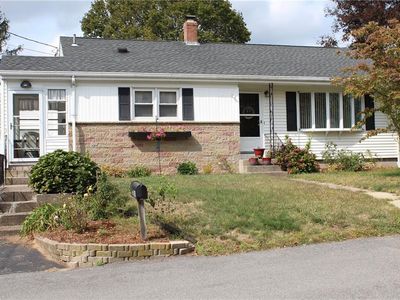 300 England St, Cumberland, RI, 02864