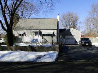 6 Green Rd, Mine Hill, NJ 07803
