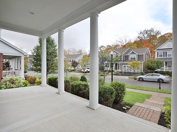 3rd image of 1412 Leesland Dr