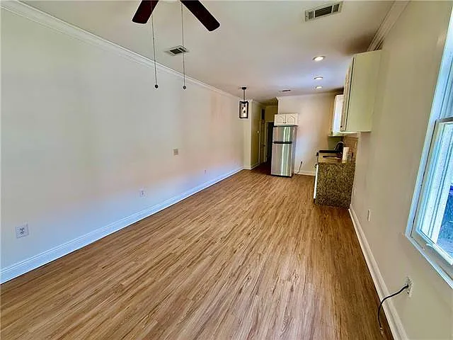 4430 Elba St — Photo 8