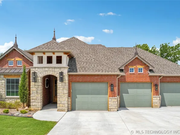 10910 S Willow St, Jenks, OK 74037