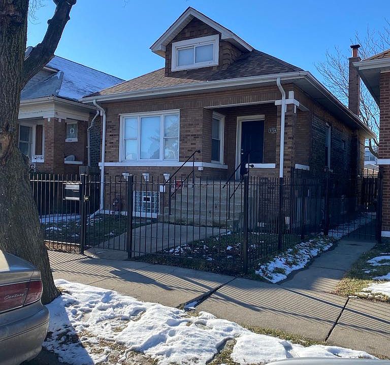1st image of 1736 N Laramie Ave