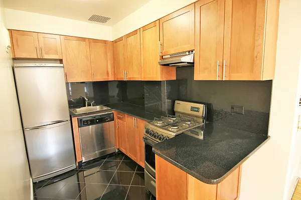 Rented by JK Dansar Corp | media 8