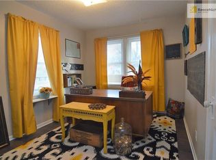 405 SW 13th St, Blue Springs, MO 64015